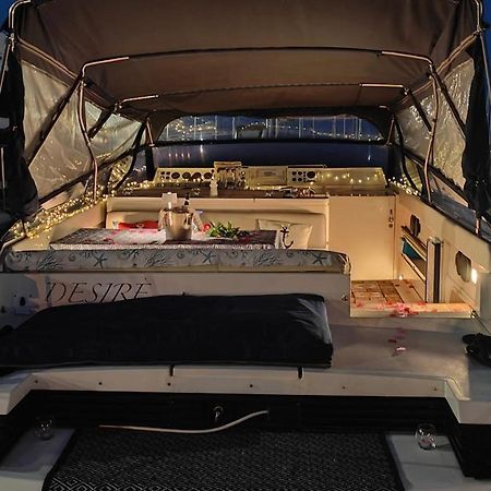 Desire Charming House Boat Hotell Palermo Exteriör bild