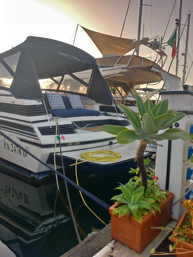 Desire Charming House Boat Hotell Palermo Exteriör bild
